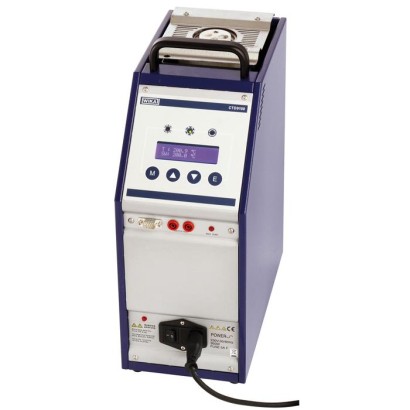 Temperature dry well calibrator